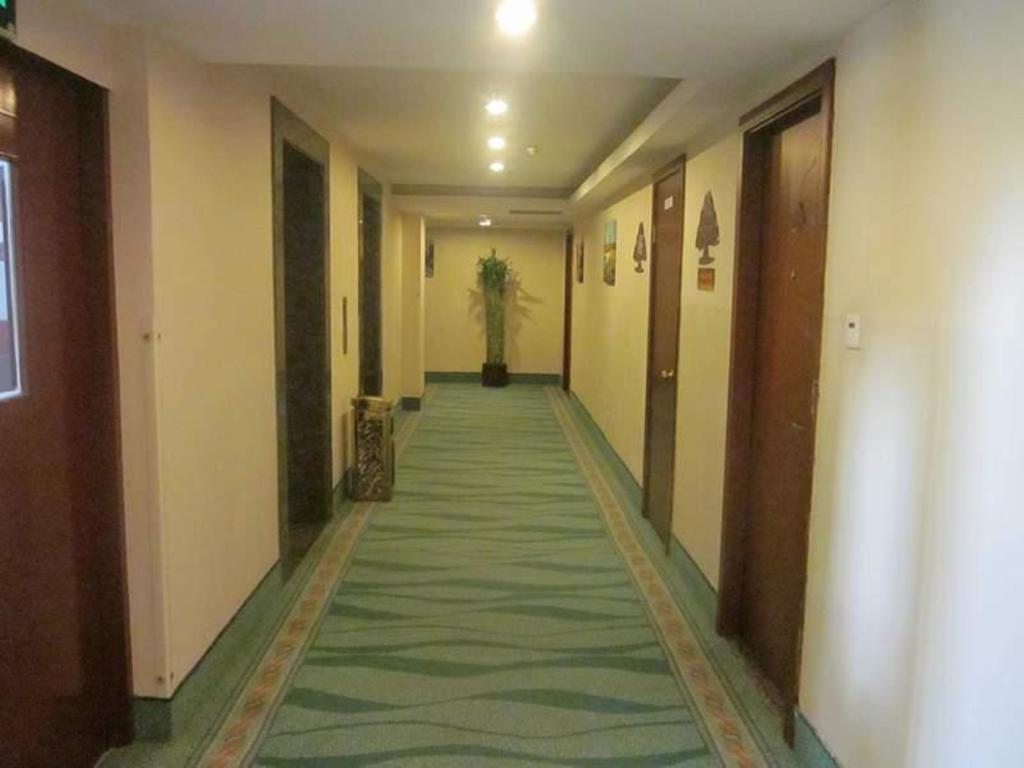 Greentree Inn Shanghai Hongqiao Airport Apartment Hotel Exterior photo