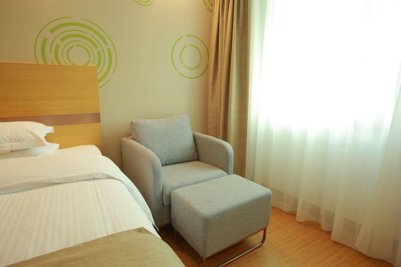 Greentree Inn Shanghai Hongqiao Airport Apartment Hotel Exterior photo